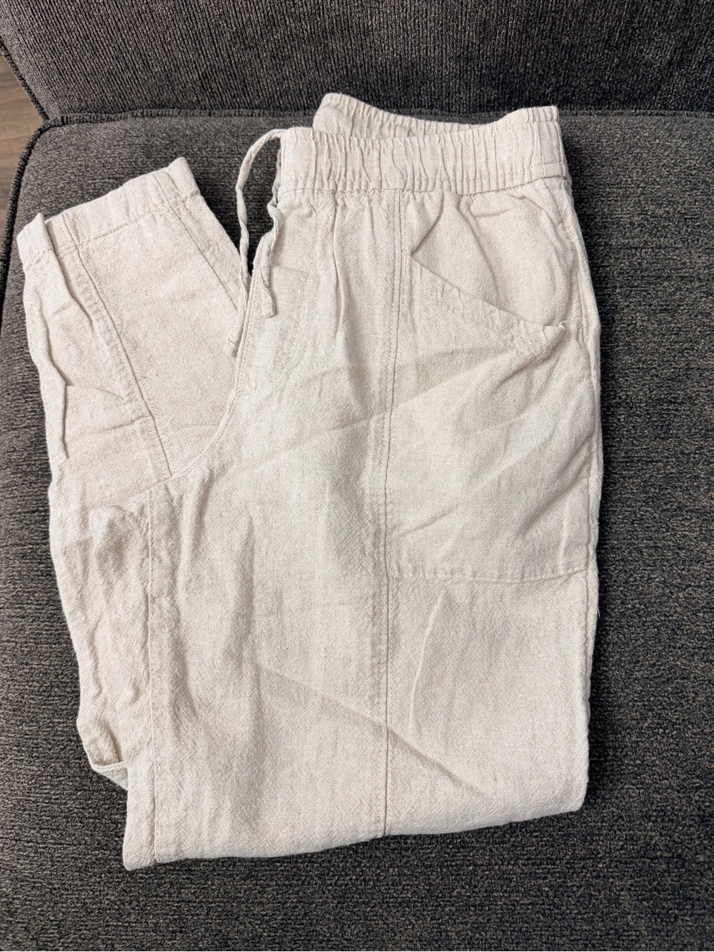 Old Navy Women's Light Beige Cropped Drawstring Pants